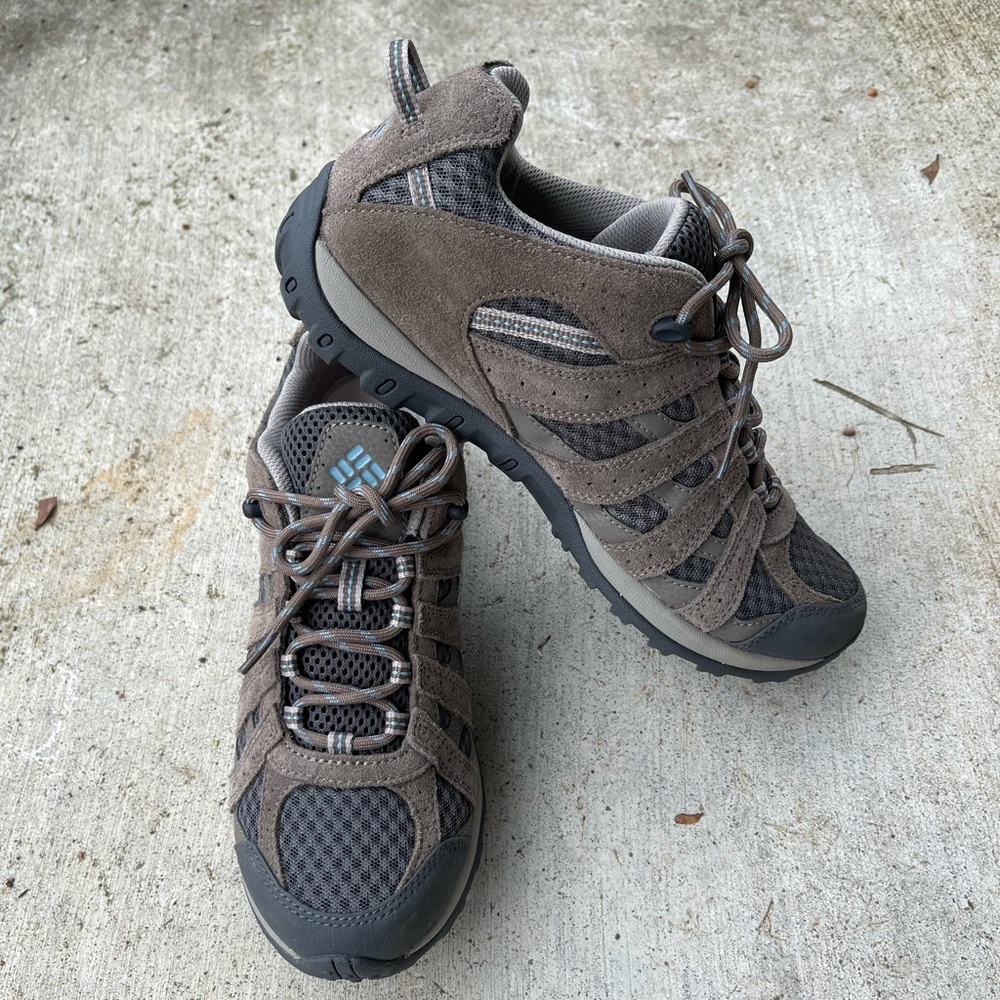 COPY - Columbia Redmond Hiking Shoes, Women's 10